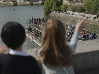 重叠时空，与巴黎的无尽邂逅