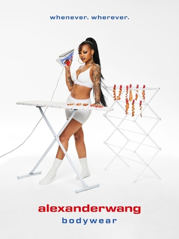 随时，随地 alexanderwang发布bodywear系列