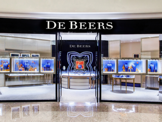 戴比尔斯珠宝 DE BEERS JEWELLERS 深圳万象城 全新限时精品体验店璀璨揭幕