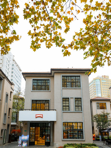 CAMPER & CAMPERLAB 2023年春夏系列新品预览