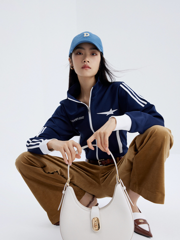 城里的月光 Moon over you