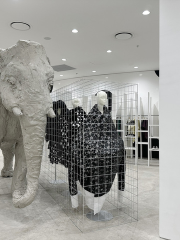 DOVER STREET MARKET BEIJING 2023 春夏盛装开季