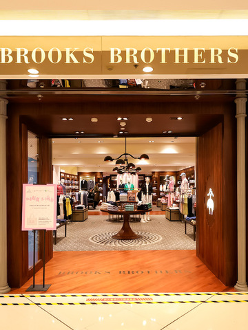 Brooks Brothers“如是起舞，忠于自由”公益项目 助力单亲妈妈支持计划