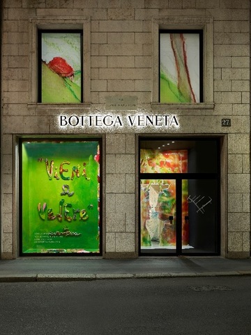 Bottega Veneta 携手 Gaetano Pesce 呈献 “VIENI A VEDERE” 艺术装置