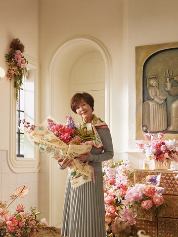 野兽派携归亚蕾，发布2023母亲节主题大片《每个妈妈都喜欢花》