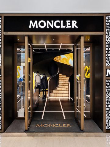 盟可睐MONCLER隆重举行上海恒隆旗舰店开业庆典
