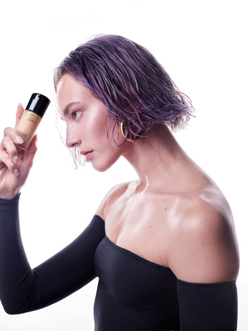 M∙A∙C魅可引领光感新时代  「聚光瓶」粉底液震撼上市