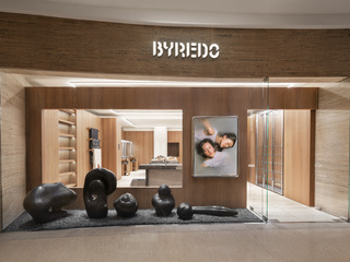 BYREDO上海恒隆广场旗舰店焕新呈现