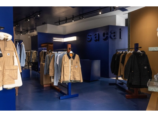 sacai x Carhartt WIP 合作系列登陆上海前滩太古里