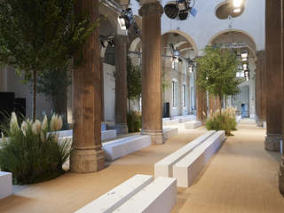 Max Mara 2024 春夏系列  An Army of Women 巾帼之师