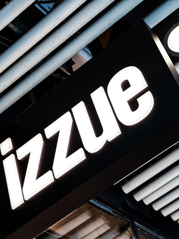 izzue全新概念旗舰店瞩目亮相三里屯太古里，着力打造活力时尚新地标