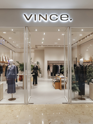 VINCE首家南京德基广场精品店正式启幕