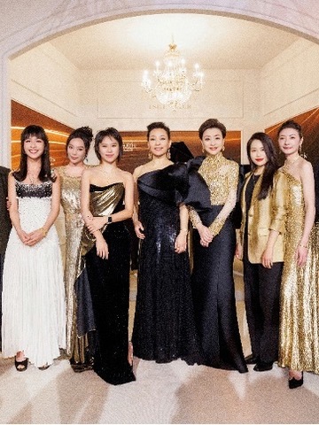 传承世家奢蕴 以创新引领逆龄之美 雅诗兰黛携全新白金黑钻面霜 盛启逆龄世家之夜 