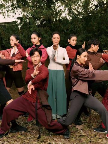 lululemon携手杨紫琼和舞剧《咏春》，诗意演绎《新春，咏春》