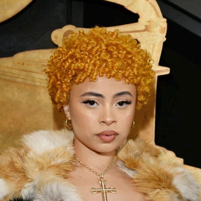 CHARLOTTE TILBURY BEAUTY AT THE 66TH GRAMMY AWARDS