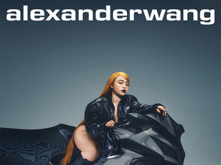 三白金唱片歌手、说唱公主Ice Spice 独家演绎alexanderwang 2024春季系列广告大片