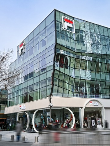 FILA ICONA三里屯全新开业 打造意式运动美学零售空间