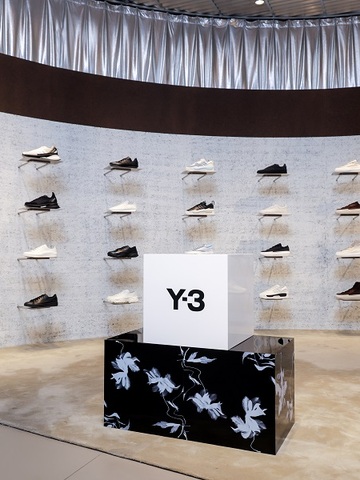 Y-3店铺焕新启幕，探索2024春夏系列