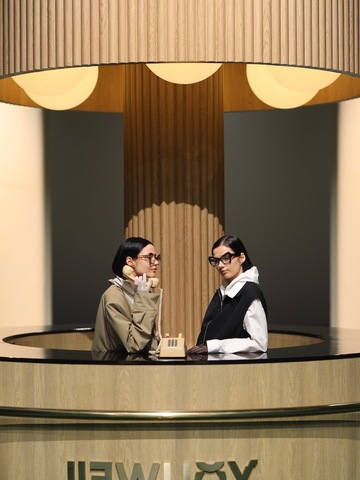 有尾YOUWEI 2024Autumn“金唇小姐”时装发布会