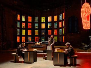 TOD’S成为本届威尼斯艺术双年展意大利国家馆合作伙伴并顺利揭启匠心筑艺品牌展览