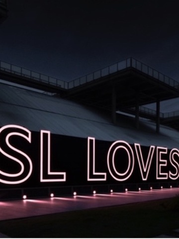 YSL LOVESHINE FACTORY 空降上海星美术馆 全新YSL「粉管」润唇膏 以无畏粉装演绎光的凌厉与水的性感