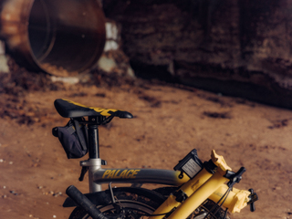 BROMPTON PALACE 联袂呈现——Palace Brompton 限量版联名自行车