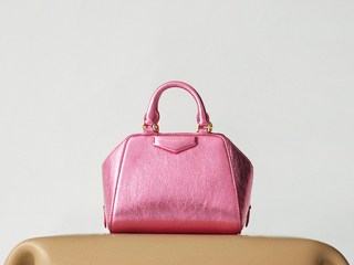 纪梵希全新发布Antigona Cube系列手袋