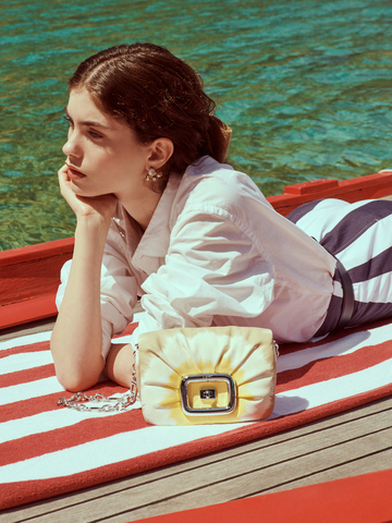 Roger Vivier 倾情呈献 2024 夏日系列