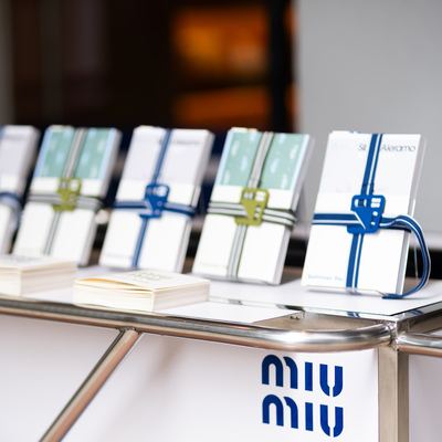 MIU MIU 夏日读本
