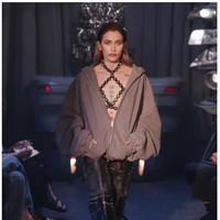 颠覆传统秀场，alexanderwang “席卷” 纽约