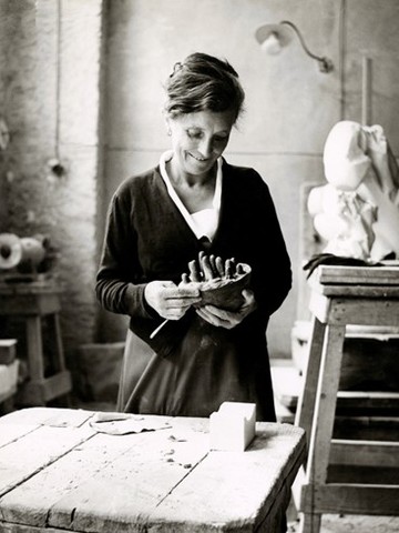 FENDI赞助博尔盖塞美术馆 联合推出Louise Bourgeois:Unconscious Memories展览