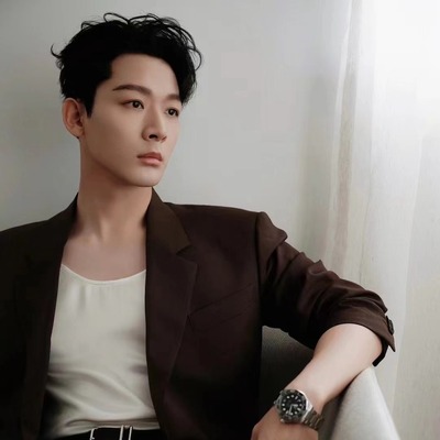 众星佩戴 TAG HEUER 泰格豪雅竞潜系列腕表 以先锋格调共同潜入新浪潮