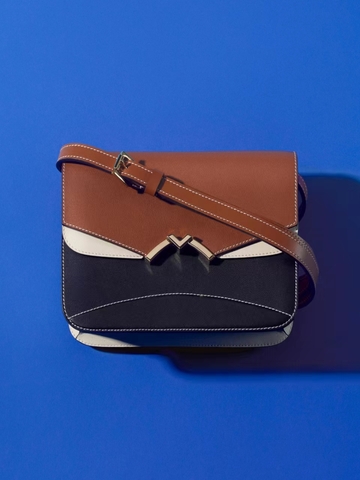 Moynat推出其标志性系列的最新成员Gabriella