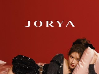 JORYA官宣赵露思为首位全球品牌代言人