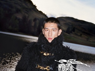 Burberry 发布2024冬季系列广告大片