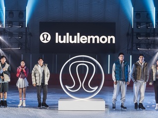 演员韩东君惊喜现身lululemon天猫超级品牌日，演绎冬日型格