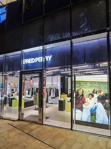FRED PERRY 新天地广场新店盛大开幕，并携GET READY主题快闪空间瞩目亮相