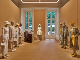 Loro Piana 于米兰时装周期间推出 2025 春夏系列