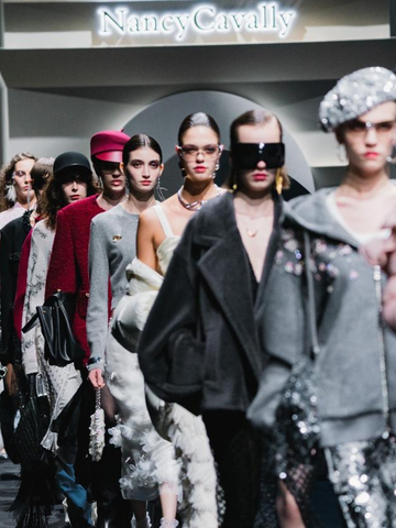 NancyCavally上海时装周新品大秀：多元风尚引领松弛美学