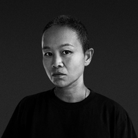 MONCLER X LULU LI联名系列 盟可睐MONCLER携手中国艺术家Lulu Li，将数字AI时装化为现实