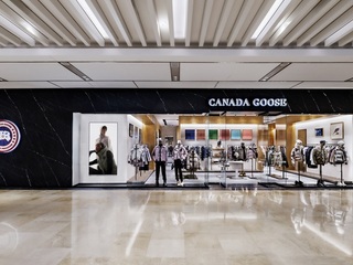 Canada Goose加拿大鹅上海兴业太古汇精品店焕新升级