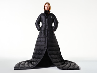 盟可睐MONCLER RE/ICONS第三篇章，焕新再造八十年代经典设计 Verone羽绒服传奇再现，魅力不朽