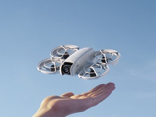 DJI 大疆正式发布掌上 Vlog 无人机DJI Neo