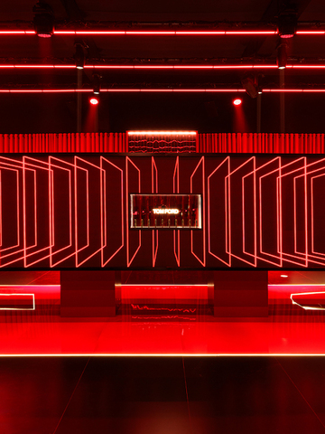 TOM FORD BEAUTY「戏瘾之夜」全新极细管口红上市派对