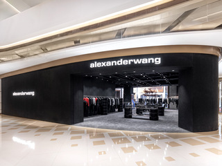 「大胆去闯」alexanderwang概念店登陆BFC外滩金融中心
