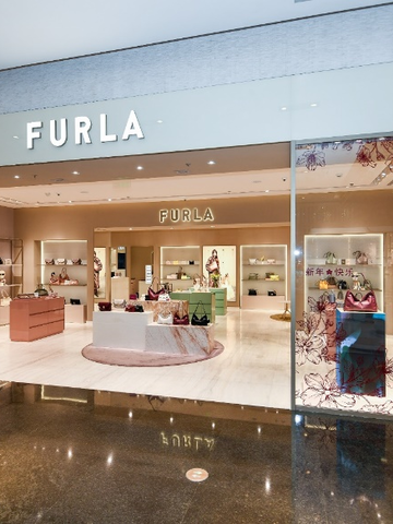 FURLA 2025春夏系列 度假时光 演绎斑斓色彩