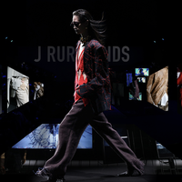 J RUREMINDS AW25大秀超模云集｜解构数字迷雾，叩问真实自我