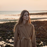 “I AM ENOUGH” 伦敦独立设计师品牌ANDREA TANG发布2025春夏系列 赞美女性真实