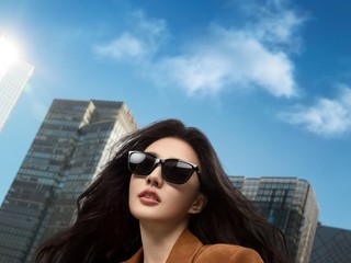 Coach发布2025春夏眼镜系列