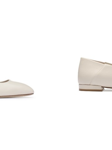 STUART WEITZMAN浪漫呈献520限定胶囊系列